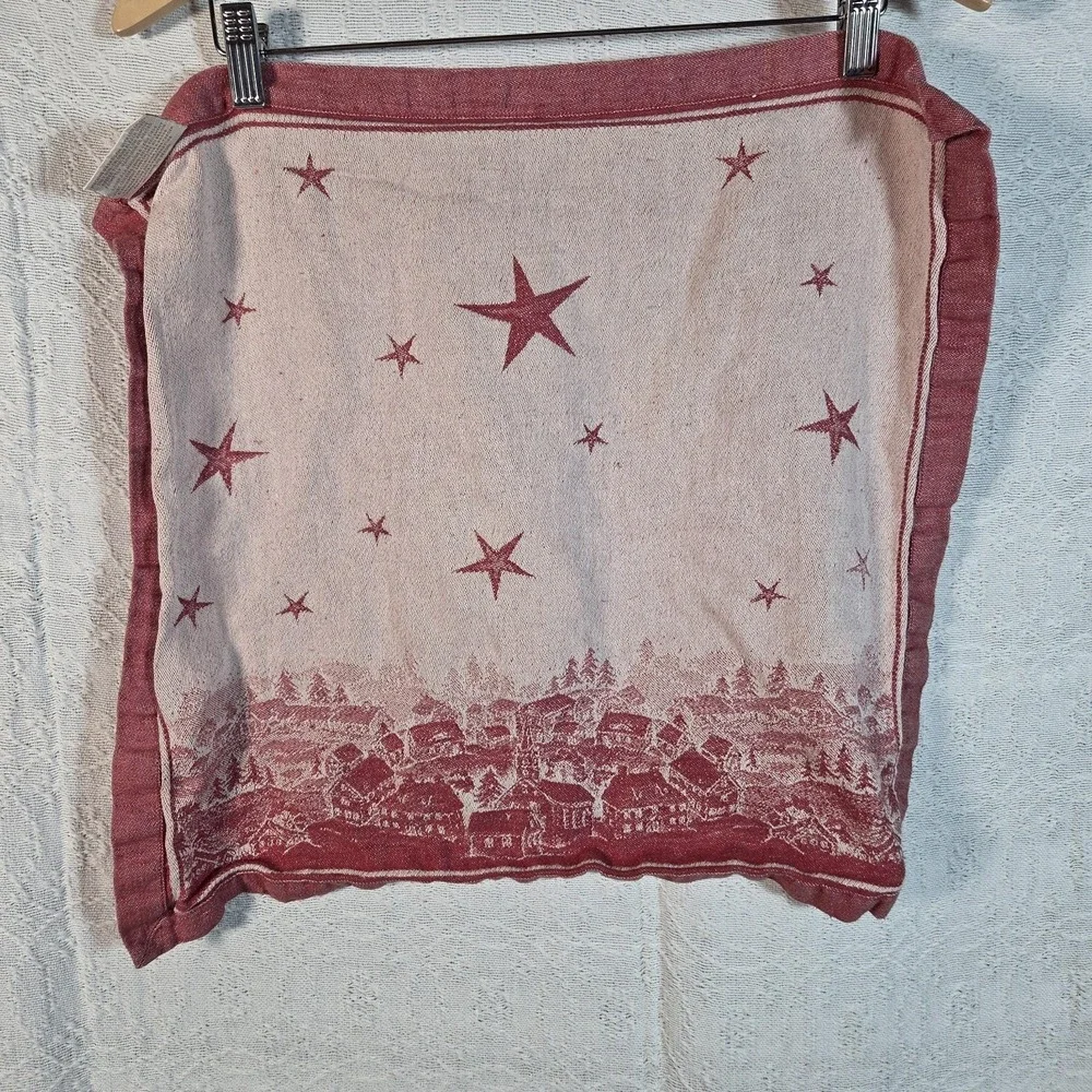 Williams Sonoma Christmas Napkins Set of 8 Red Linen‎ Blend Winter Village Star